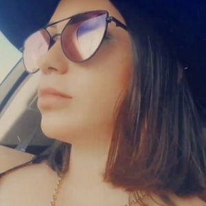 Meet your Posher, Sharon